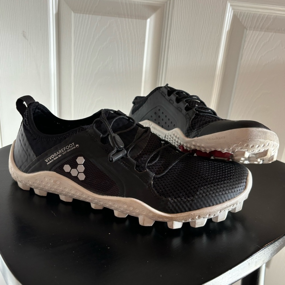 Vivo barefoot black Primus trail shoes - 39